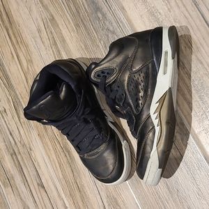 Air Jordan retro 5 Size 6 years